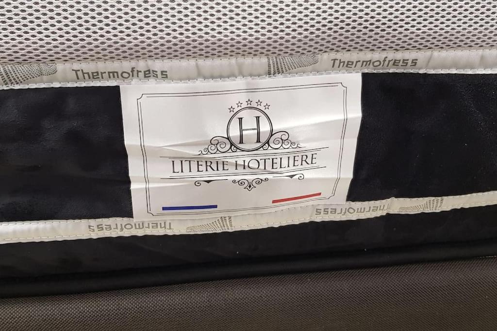 Appartement T2 Neuf Hypercentre 5 Couchages à Saint-Quentin  Extérieur photo